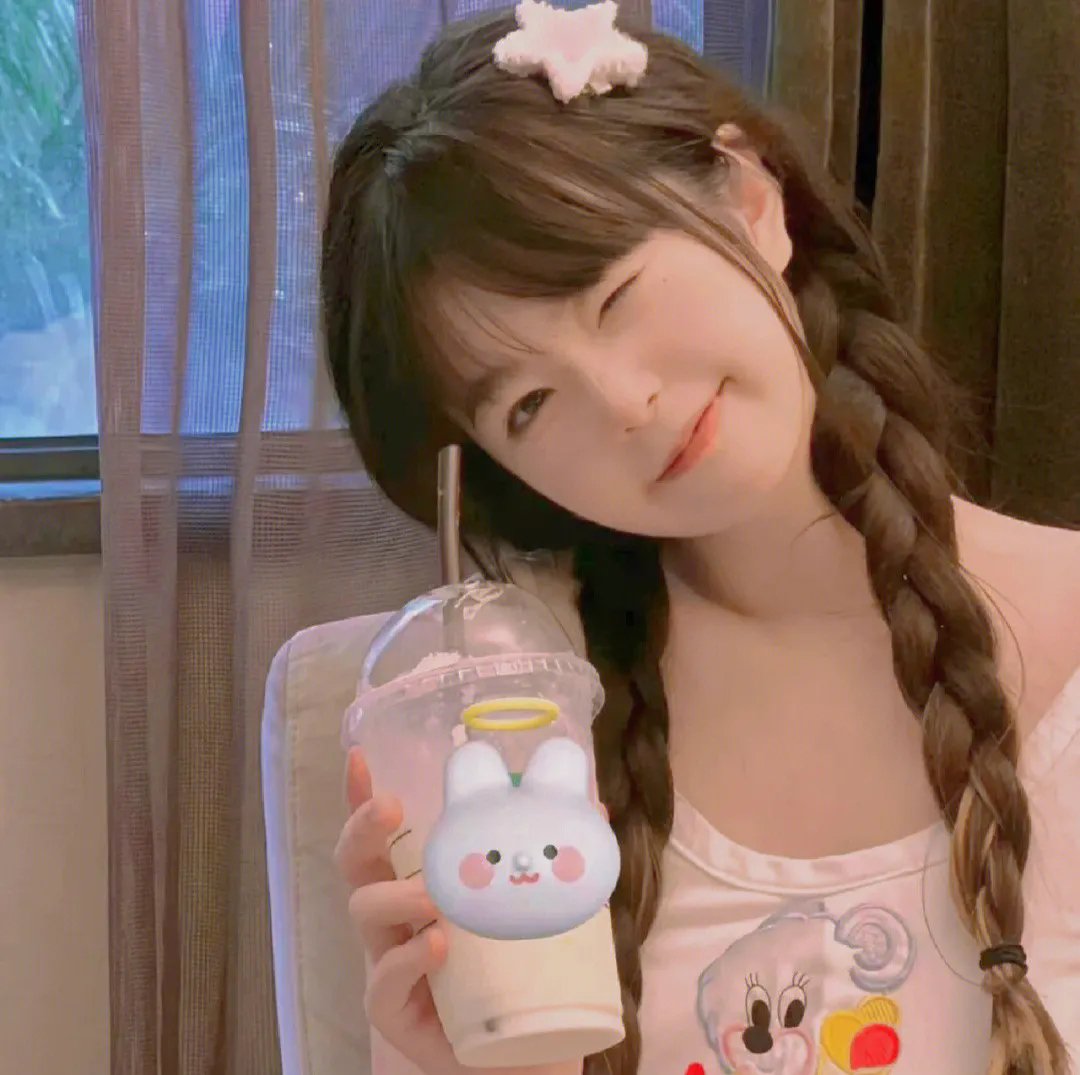 芙蓉女